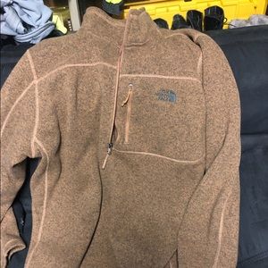 North face pullover